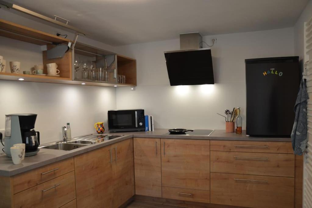 Ferienwohnung Beim Bergschreiner Oberguenzburg Exterior foto